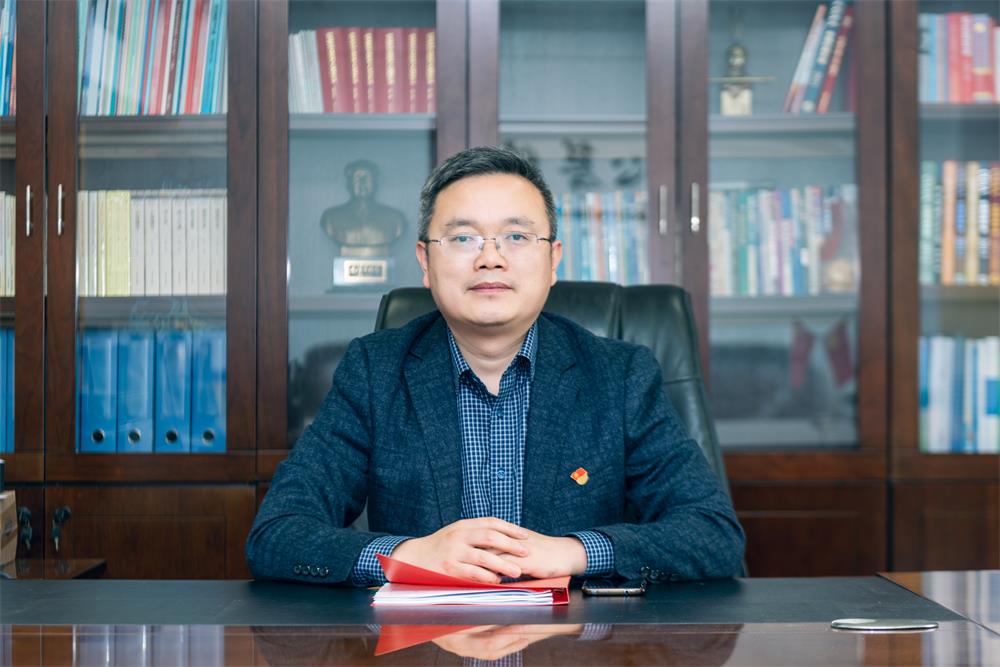 信心為楫 勇毅前行——樂凱華光黨委書記、董事長劉中道發(fā)表新年獻詞