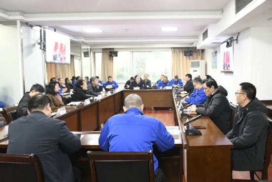樂凱華光傳達學(xué)習(xí)集團公司第九次工作會精神