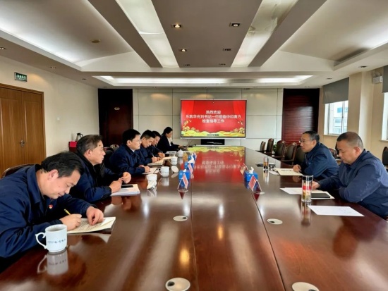 樂凱華光黨委副書記劉保軍蒞臨中印南方檢查指導(dǎo)工作
